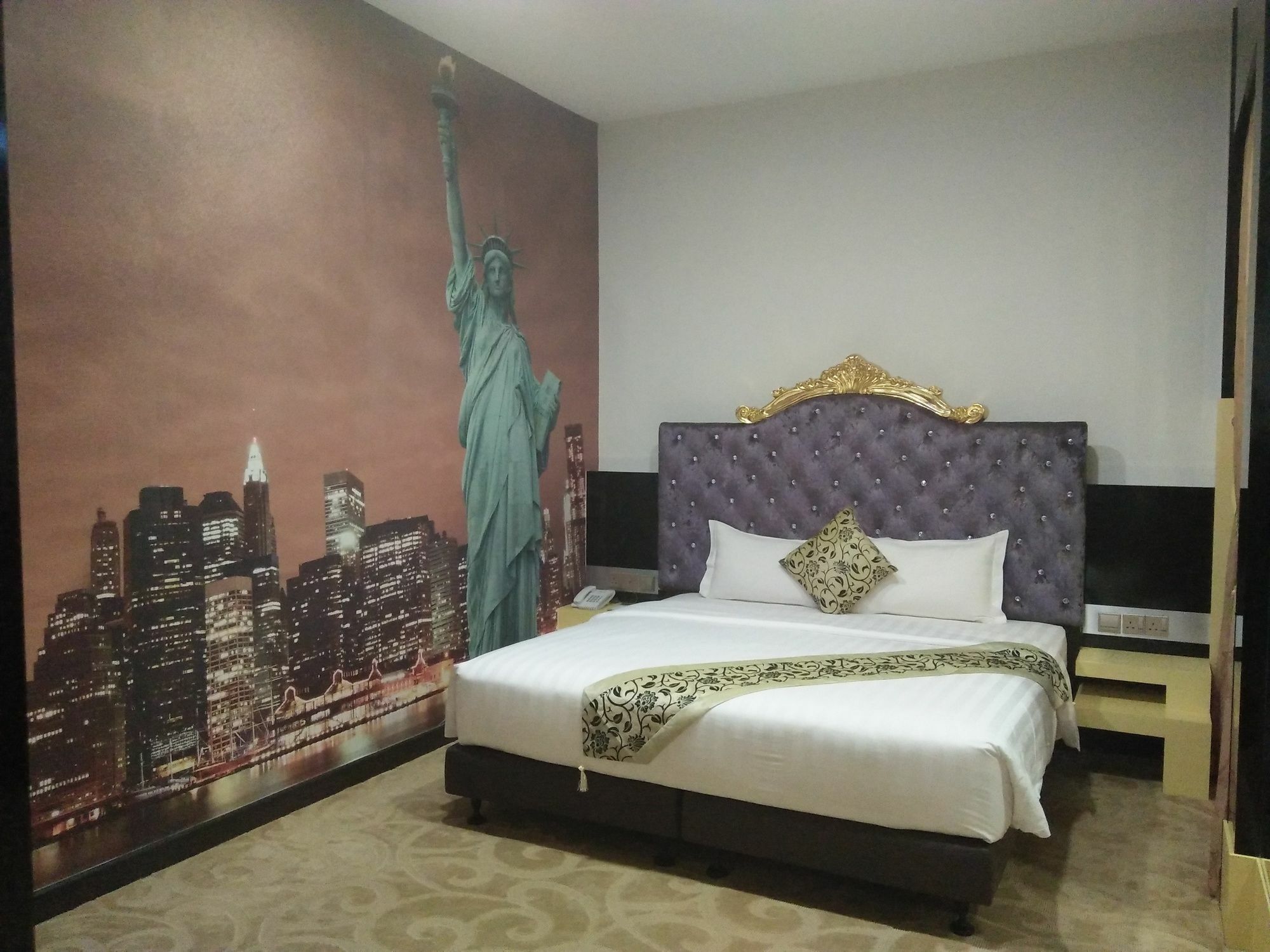 Baguss Hotel And Serviced Apartment Джохор-Бару Экстерьер фото